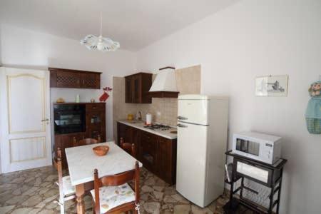Appartamento Adelaide Marina Di Pescoluse Exteriör bild